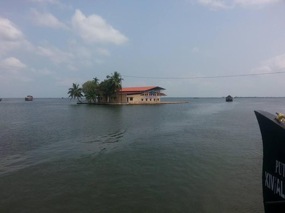 Sea Breeze Beach Home Alappuzha Extérieur photo